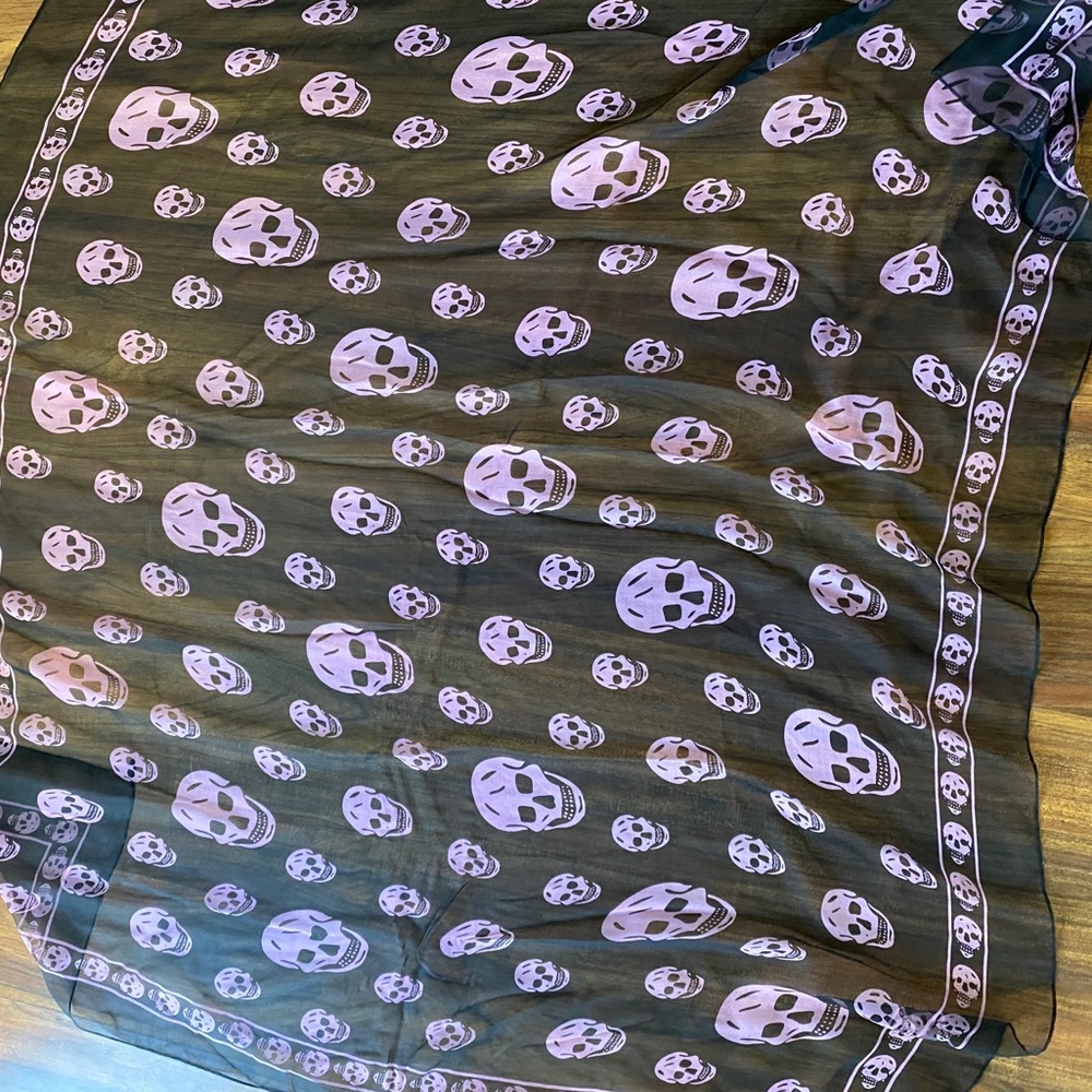 Alexander McQueen - Sheer Silk Skull Scarf